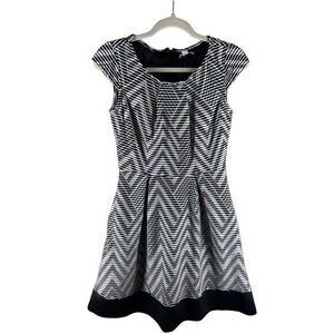 New York & Company Womens Dress Size‎ XS Textured Striped Cap Sleeve Fit & Flare